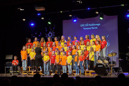 Srečanje otroških in mladinskih pevskih zborov, Naše pesmi naj donijo (16)